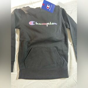 New girls‎ champion hooded sweatshirt size 8. NWT